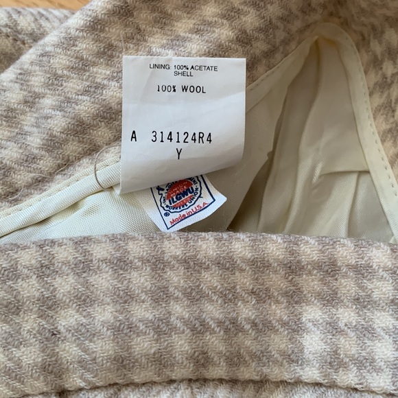 VTG Plaid 2pc pant suit 100% Wool Union made - Picture 7 of 16